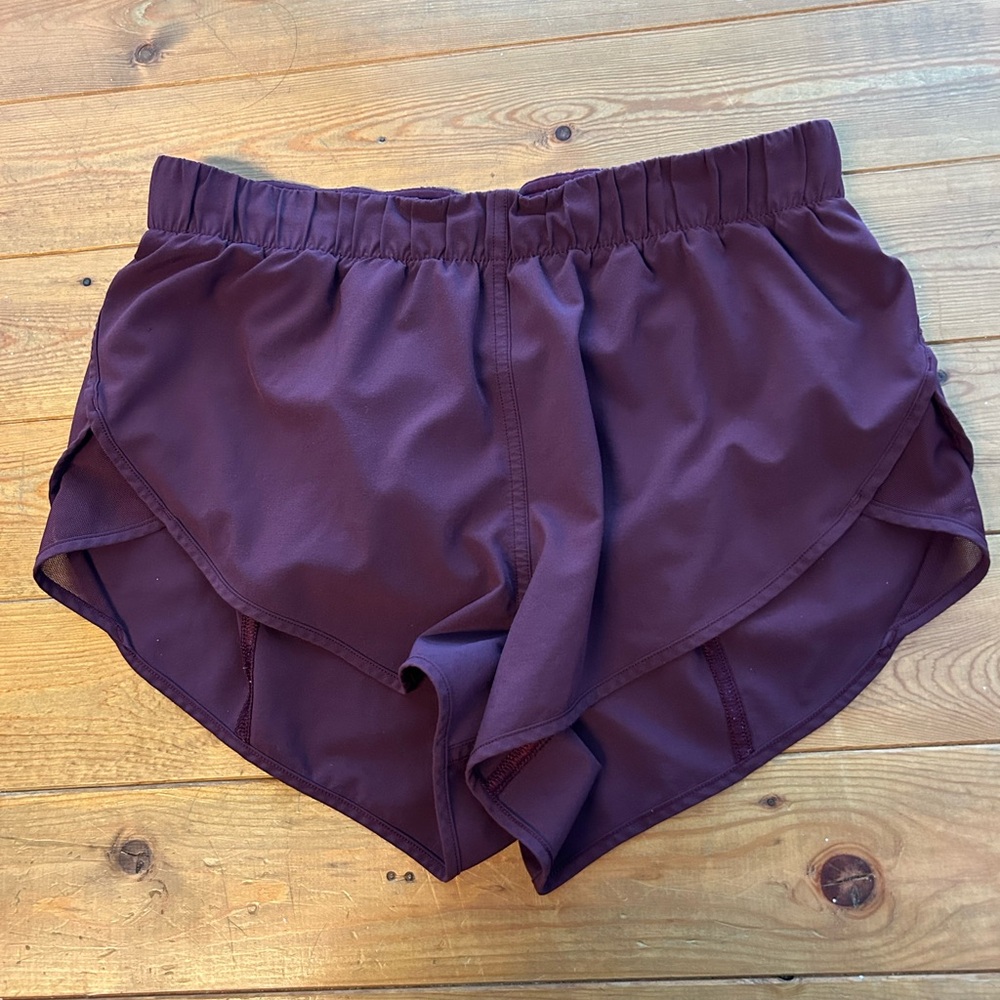 Lululemon back in action short